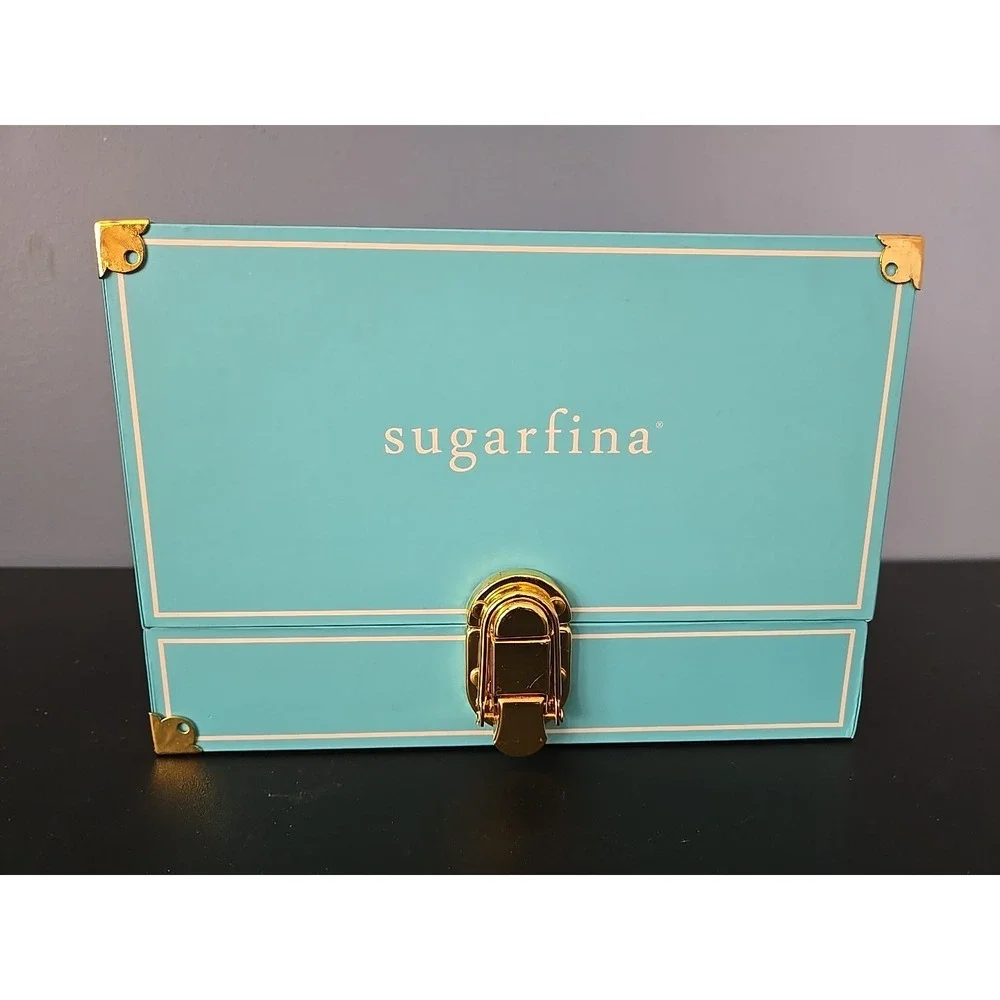 RARE BABY BLUE SUGARFINA HOLDING CASE WITH HANDLE HOLDS 9 CUBE CANDY BOXES